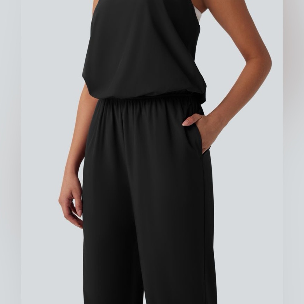 🖤 NWT! Halara Quick Dry Featherweight Jumpsuit with Pockets - Picture 5 of 12